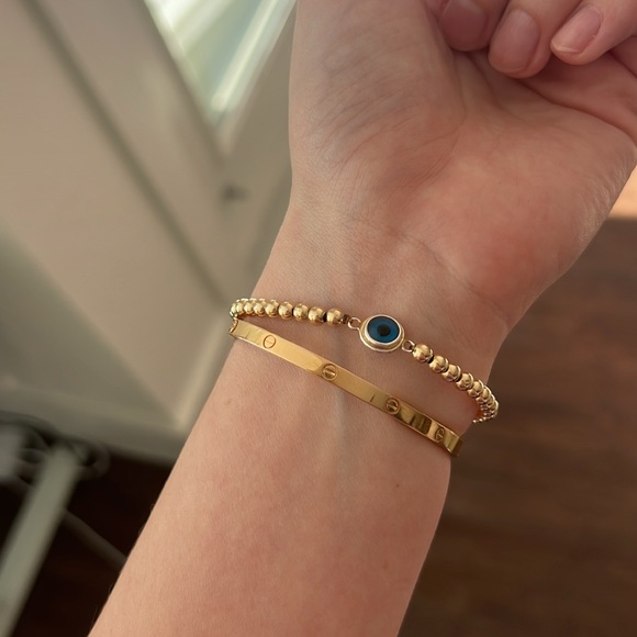 Small Cartier Love Bracelet in Rose Gold Size 16, great used condition - Picture 7 of 15